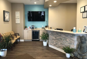 Our Bolingbrook IL dental implant office